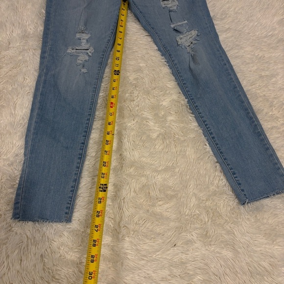 Levi’s 720 High Rise Super Skinny Distressed Raw Hem Light Wash Jeans Size 32 - Picture 4 of 12